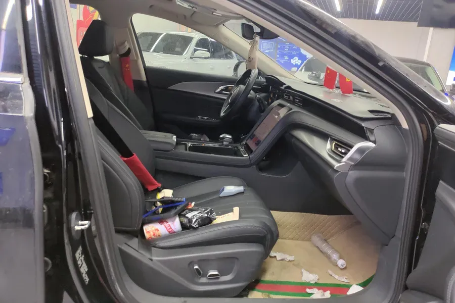 2023 HongQi H5 1.5T 169HP L4 7DCT,autocango,china used car exporter,china ev exporter,chinese used car exporter,chinese used ev exporter