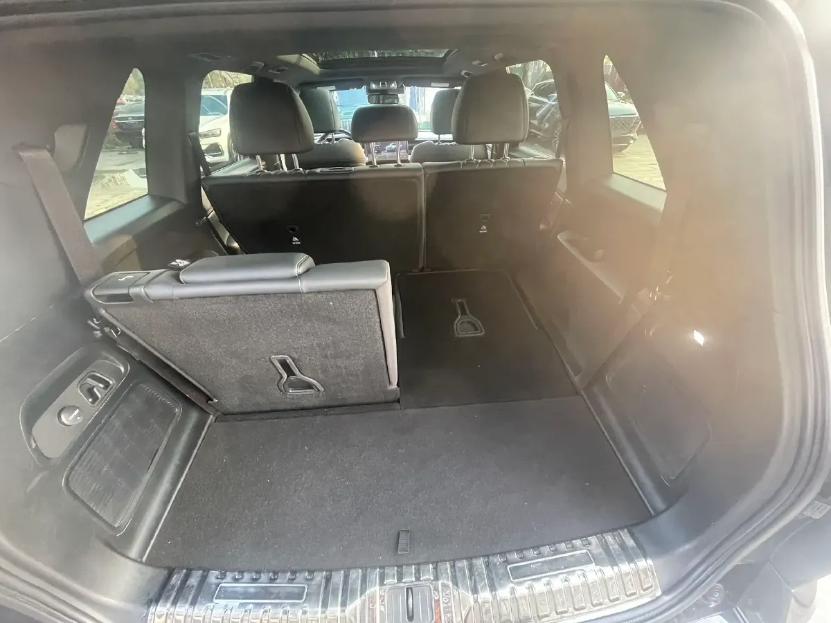 2022 GAC Trumpchi GS8 2.0T 252HP L4 8AT,autocango,china used car exporter,china ev exporter,chinese used car exporter,chinese used ev exporter