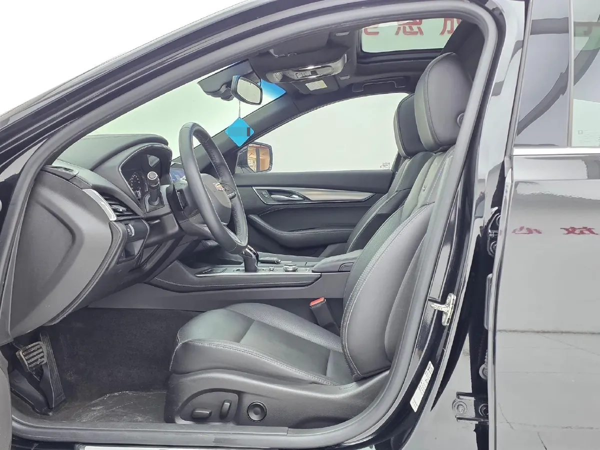 2023 Cadillac CT5 2.0T 237HP L4 10AT,autocango,china used car exporter,china ev exporter,chinese used car exporter,chinese used ev exporter