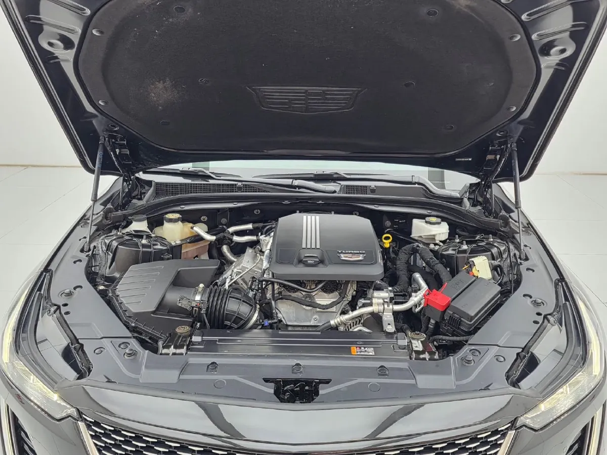 2023 Cadillac CT5 2.0T 237HP L4 10AT,autocango,china used car exporter,china ev exporter,chinese used car exporter,chinese used ev exporter