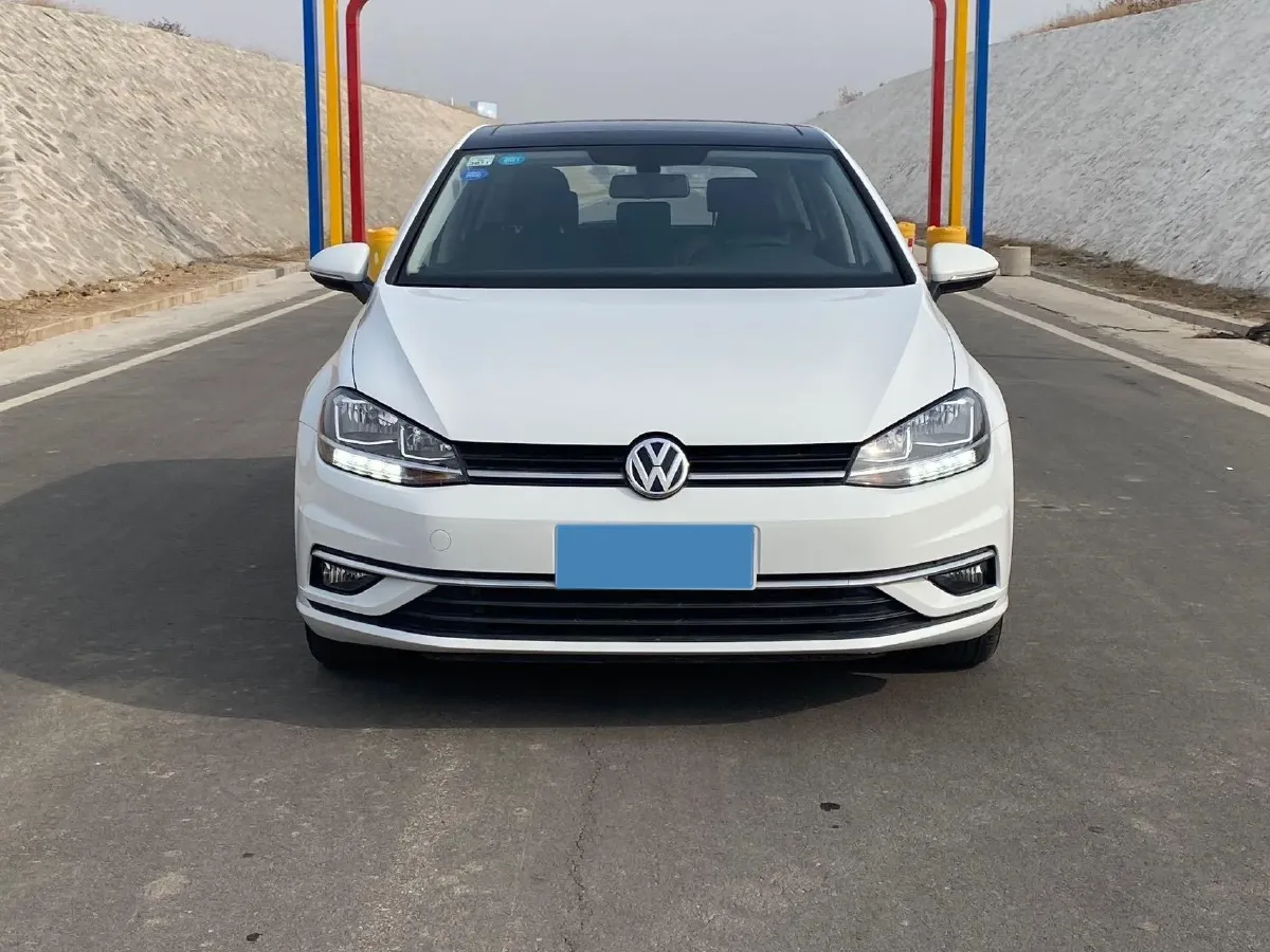 2019 Brilliance Auto V7 1.8T 231HP L4 7DCT,autocango,china used car exporter,china ev exporter,chinese used car exporter,chinese used ev exporter