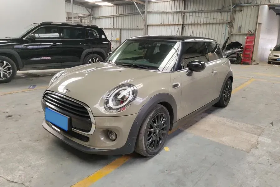 2021 MINI MINI 1.5T 136HP L3 7DCT,autocango,china used car exporter,china ev exporter,chinese used car exporter,chinese used ev exporter