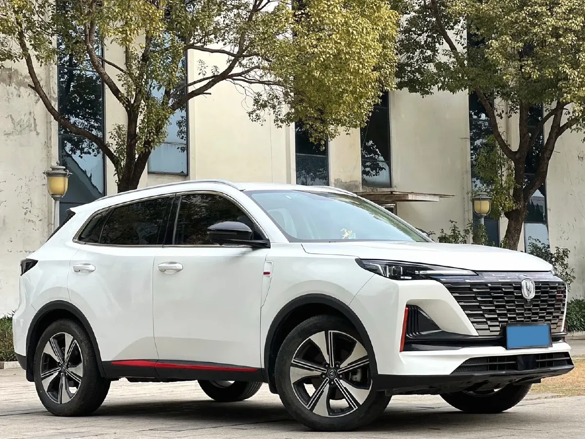 2022 ChangAn Oshan X7 Plus 1.5T 188HP L4 7DCT,autocango,china used car exporter,china ev exporter,chinese used car exporter,chinese used ev exporter