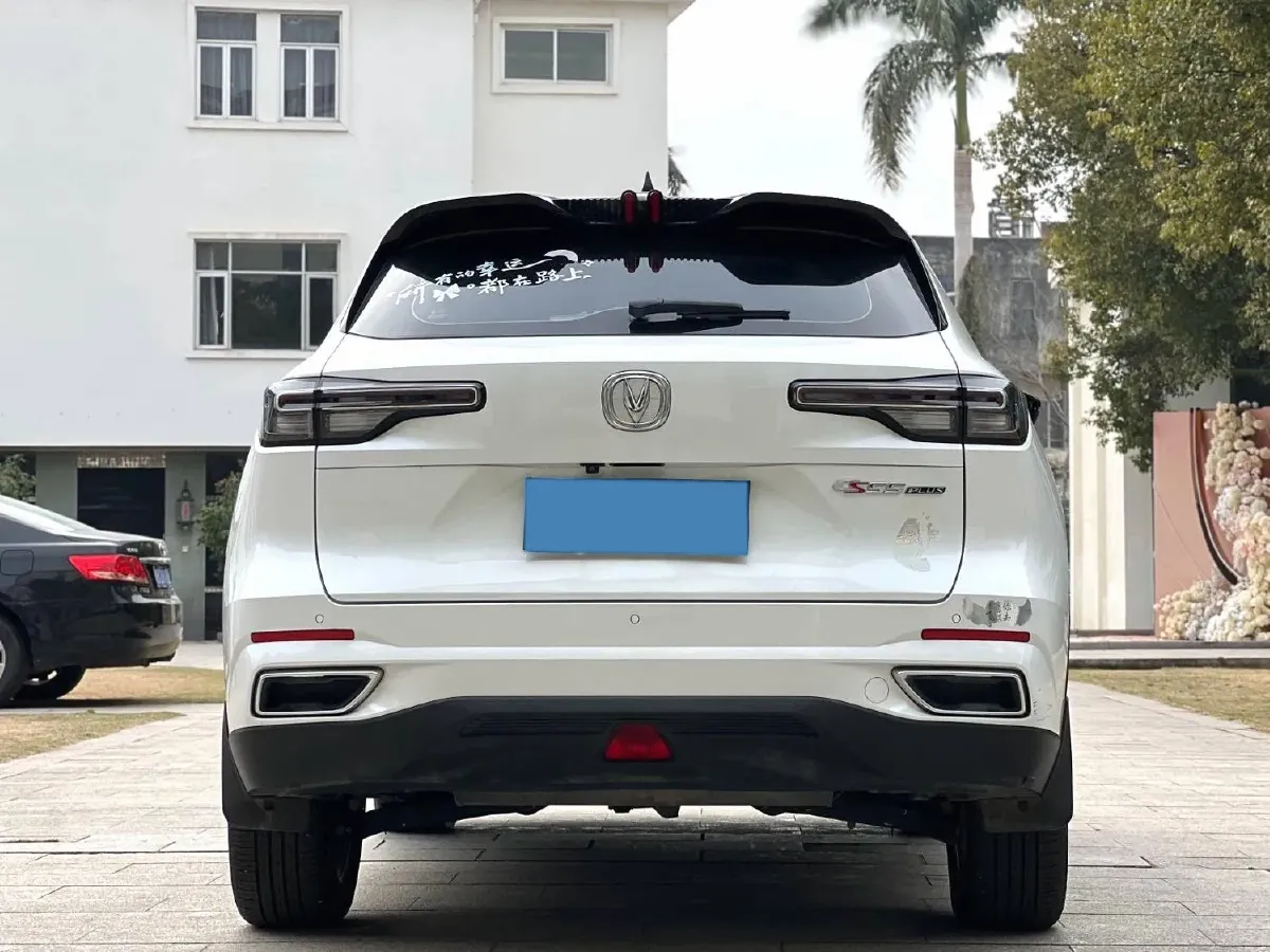2022 ChangAn Oshan X7 Plus 1.5T 188HP L4 7DCT,autocango,china used car exporter,china ev exporter,chinese used car exporter,chinese used ev exporter