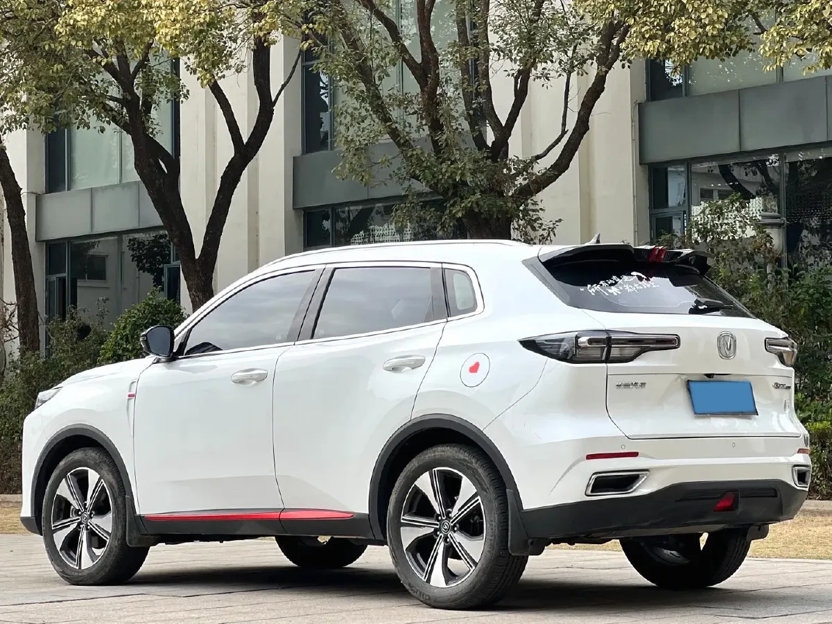 2022 ChangAn Oshan X7 Plus 1.5T 188HP L4 7DCT,autocango,china used car exporter,china ev exporter,chinese used car exporter,chinese used ev exporter