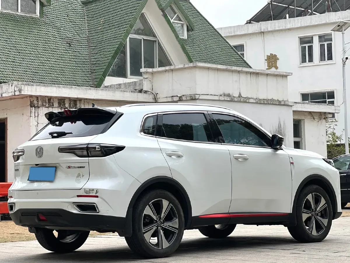 2022 ChangAn Oshan X7 Plus 1.5T 188HP L4 7DCT,autocango,china used car exporter,china ev exporter,chinese used car exporter,chinese used ev exporter