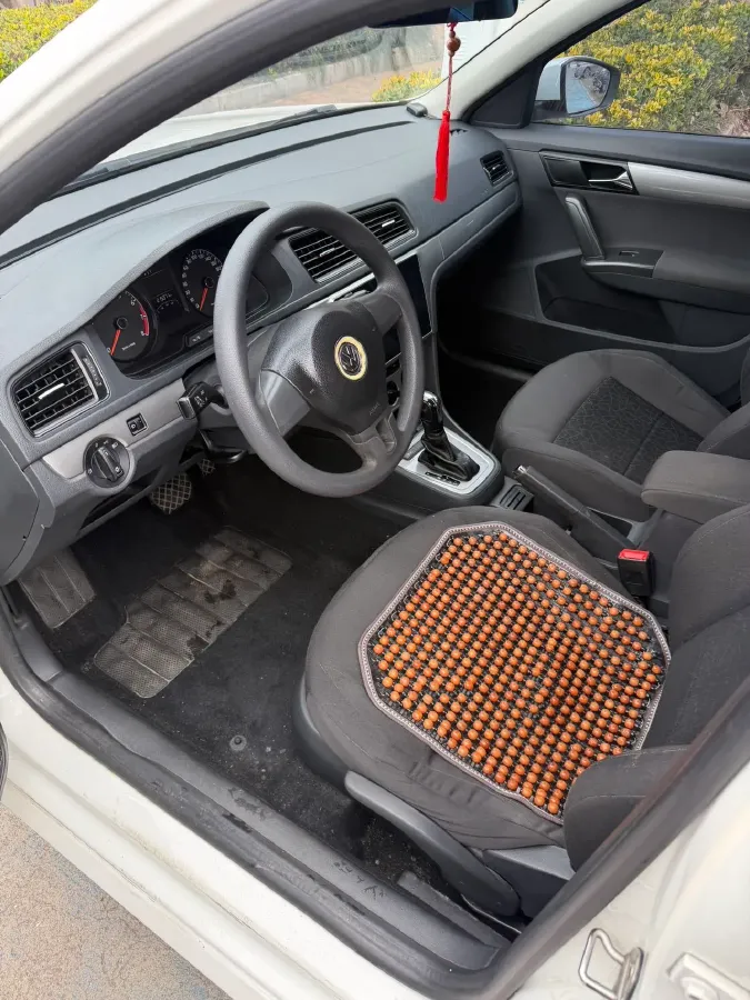 2013 Volkswagen Lavida 1.6L 110HP L4 6AT,autocango,china used car exporter,china ev exporter,chinese used car exporter,chinese used ev exporter