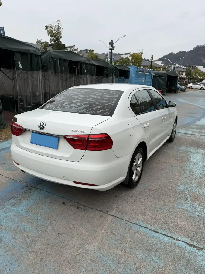 2013 Volkswagen Lavida 1.6L 110HP L4 6AT,autocango,china used car exporter,china ev exporter,chinese used car exporter,chinese used ev exporter