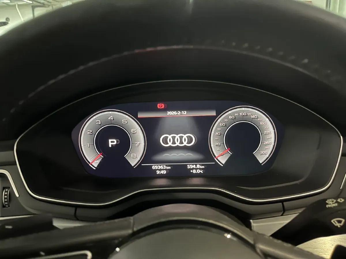 2020 Audi A4L 2.0T 190HP L4 7DCT,autocango,china used car exporter,china ev exporter,chinese used car exporter,chinese used ev exporter