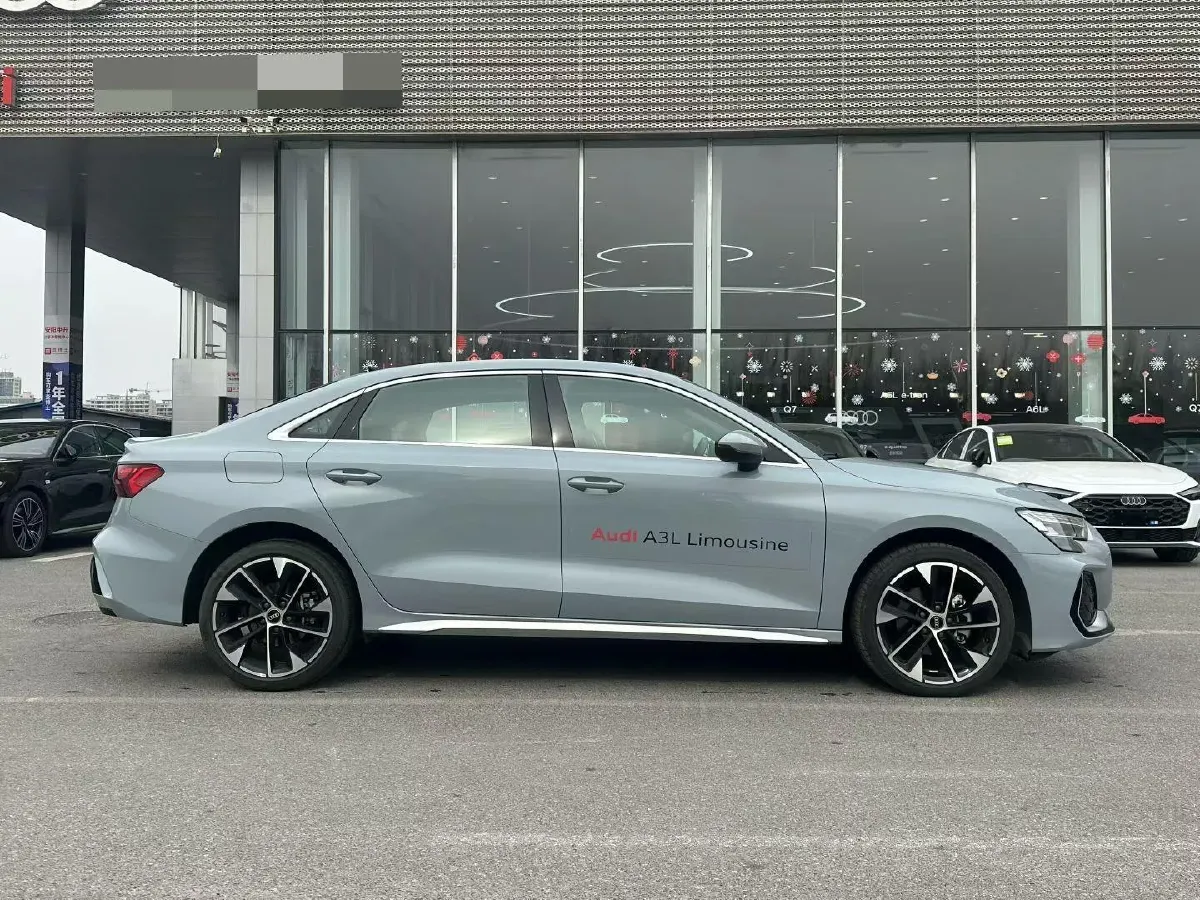 2025 Audi A3 1.5T 160HP L4 7DCT,autocango,china used car exporter,china ev exporter,chinese used car exporter,chinese used ev exporter