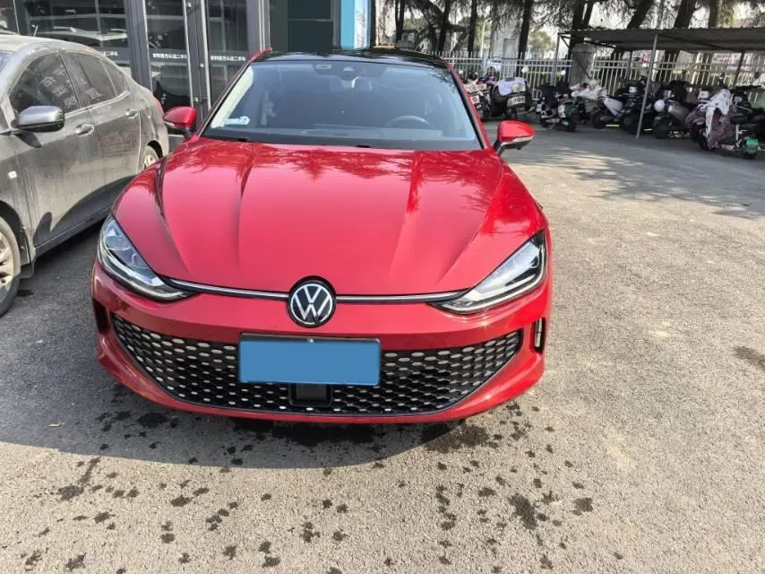 2022 Jetour DASHING i-DM 1.5T 156HP L4 3DHT PHEV 19.27KWH,autocango,china used car exporter,china ev exporter,chinese used car exporter,chinese used ev exporter