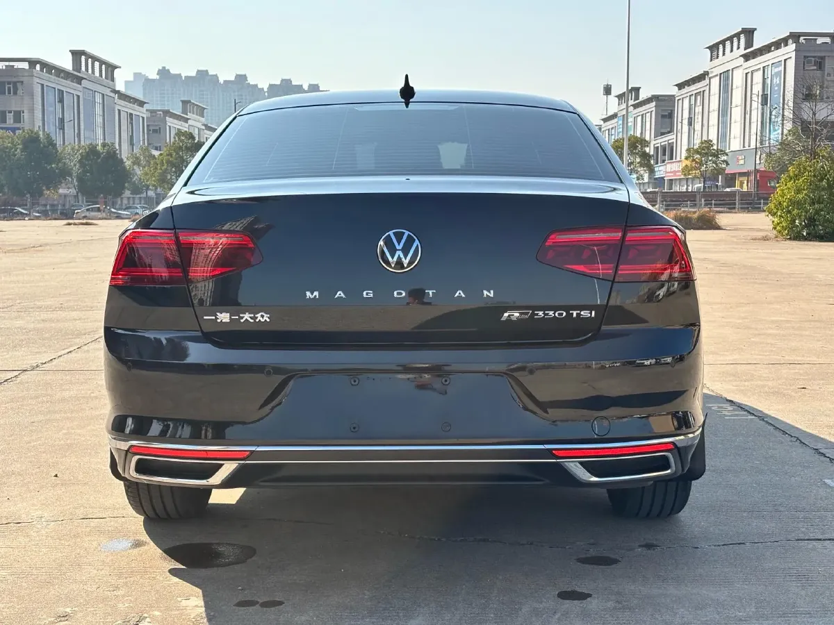 2020 Volkswagen Magotan 2.0T 186HP L4 7DCT,autocango,china used car exporter,china ev exporter,chinese used car exporter,chinese used ev exporter