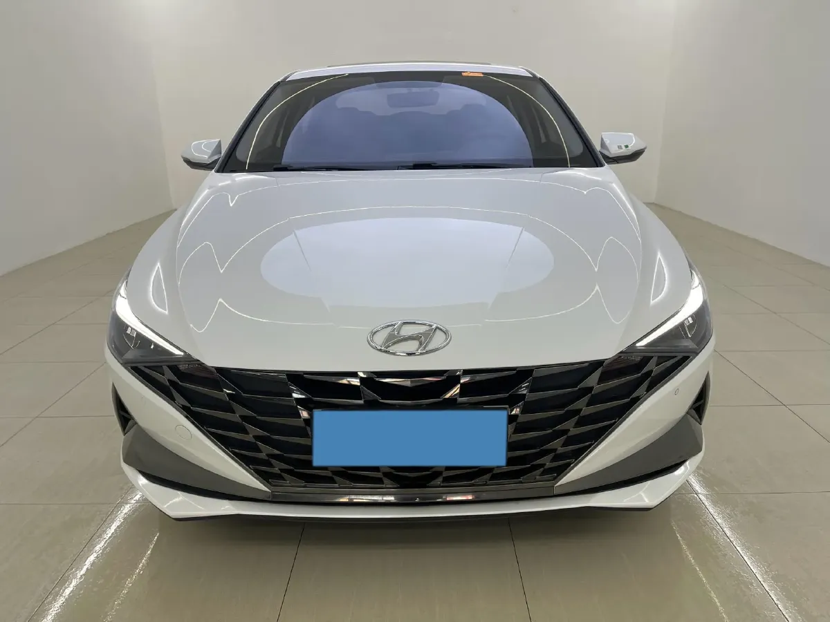 2022 Hyundai Elantra 1.5L 115HP L4 CVT,autocango,china used car exporter,china ev exporter,chinese used car exporter,chinese used ev exporter