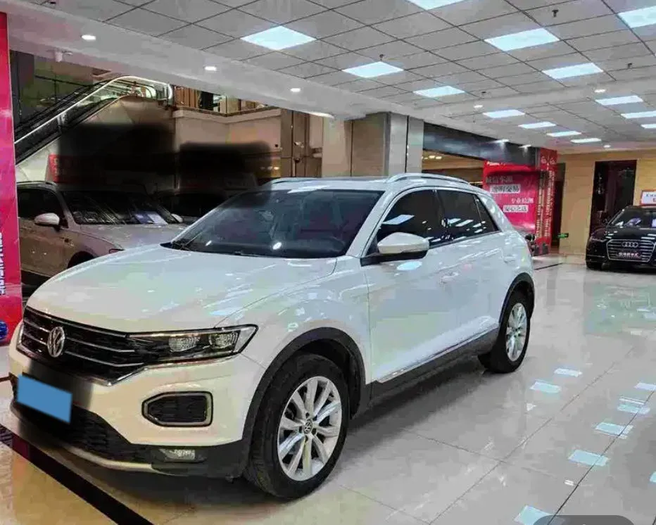 2022 Volkswagen T-Roc 1.4T 150HP L4 7DCT,autocango,china used car exporter,china ev exporter,chinese used car exporter,chinese used ev exporter