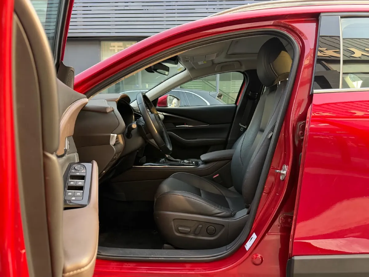 2021 Mazda CX-30 2.0L 158HP L4 6AT,autocango,china used car exporter,china ev exporter,chinese used car exporter,chinese used ev exporter