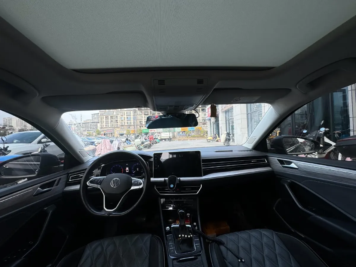 2023 Volkswagen Sagitar 1.5T 160HP L4 7DCT,autocango,china used car exporter,china ev exporter,chinese used car exporter,chinese used ev exporter