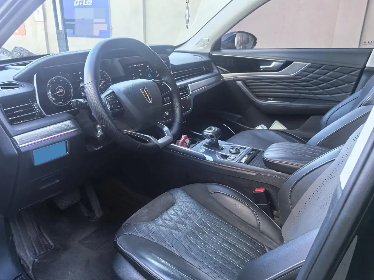 2022 HongQi HS5 2.0T 224HP L4 6AT,autocango,china used car exporter,china ev exporter,chinese used car exporter,chinese used ev exporter