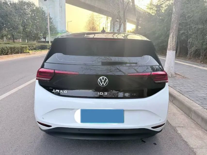 2024 Volkswagen ID.3 BEV 52.8KWH,autocango,china used car exporter,china ev exporter,chinese used car exporter,chinese used ev exporter
