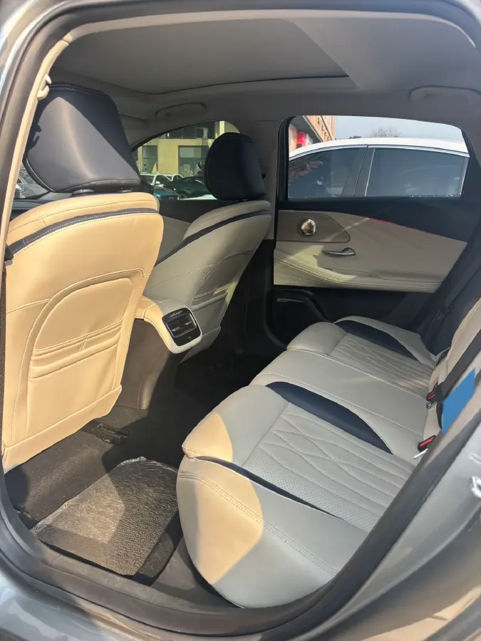 2022 Chery Arrizo 8 1.6T 197HP L4 7DCT,autocango,china used car exporter,china ev exporter,chinese used car exporter,chinese used ev exporter