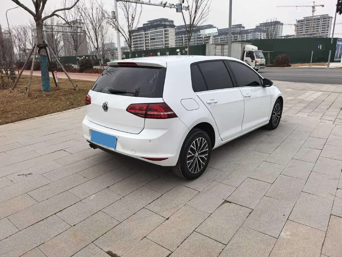 2017 Volkswagen Golf 1.4T 131HP L4 7DCT,autocango,china used car exporter,china ev exporter,chinese used car exporter,chinese used ev exporter