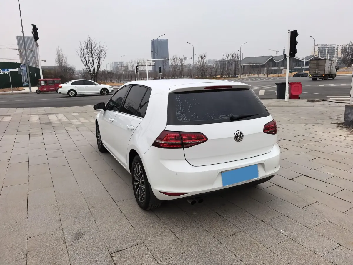 2017 Volkswagen Golf 1.4T 131HP L4 7DCT,autocango,china used car exporter,china ev exporter,chinese used car exporter,chinese used ev exporter