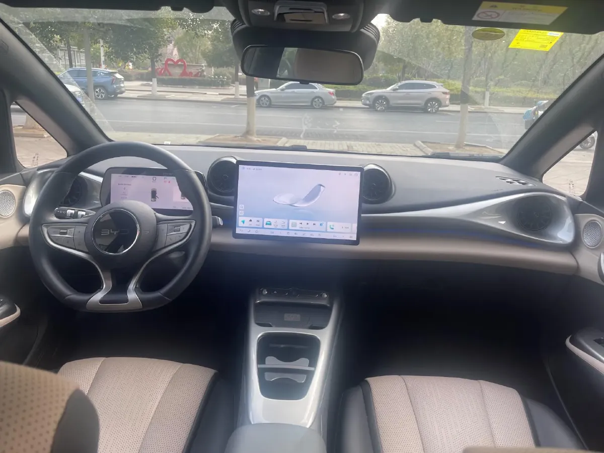 2025 BYD Dolphin BEV 45.12KWH,autocango,china used car exporter,china ev exporter,chinese used car exporter,chinese used ev exporter