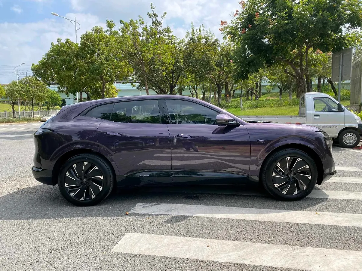2024 Avatr 07 BEV 82.16KWH,autocango,china used car exporter,china ev exporter,chinese used car exporter,chinese used ev exporter