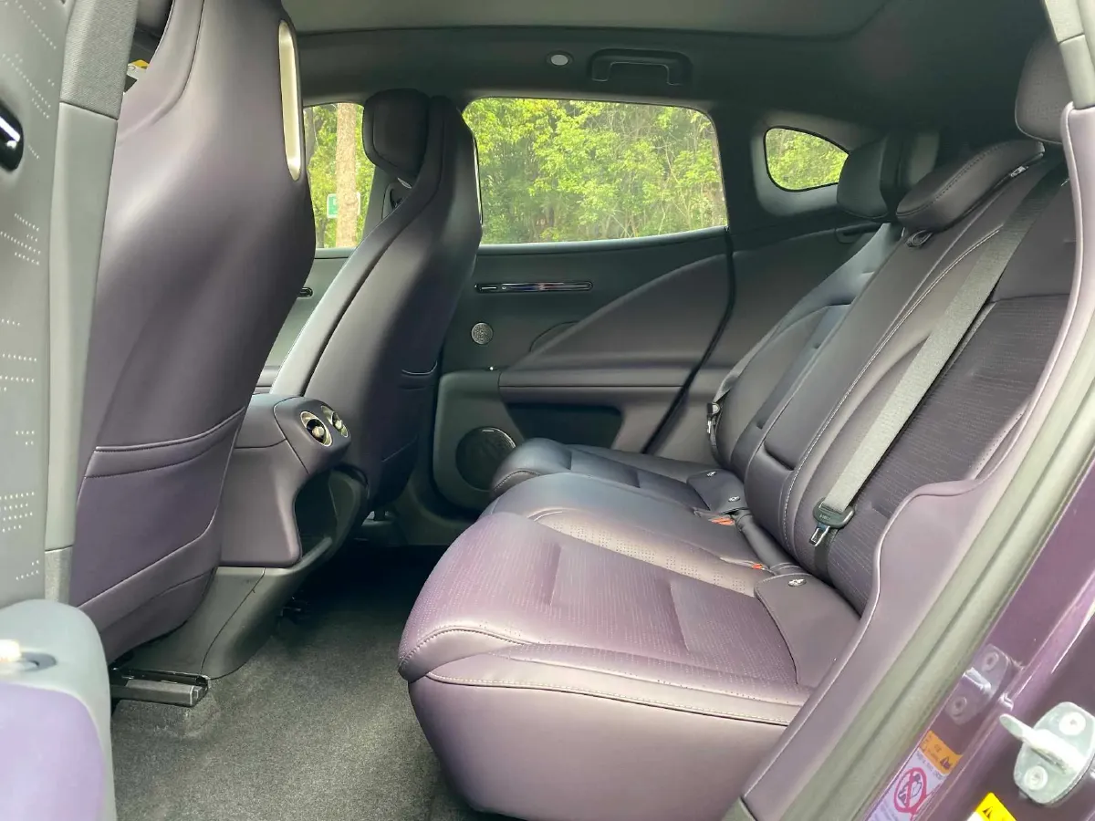 2024 Avatr 07 BEV 82.16KWH,autocango,china used car exporter,china ev exporter,chinese used car exporter,chinese used ev exporter