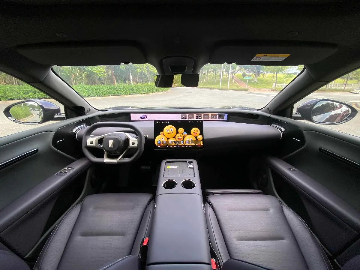 2024 Avatr 07 BEV 82.16KWH,autocango,china used car exporter,china ev exporter,chinese used car exporter,chinese used ev exporter