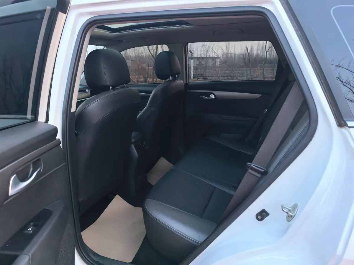 2018 Kia Sportage R 2.0L 160HP L4 6AT,autocango,china used car exporter,china ev exporter,chinese used car exporter,chinese used ev exporter