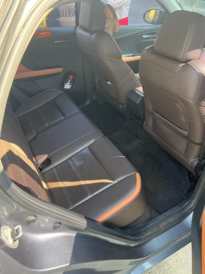 2021 Geely Azkarra 1.8T 184HP L4 7DCT,autocango,china used car exporter,china ev exporter,chinese used car exporter,chinese used ev exporter