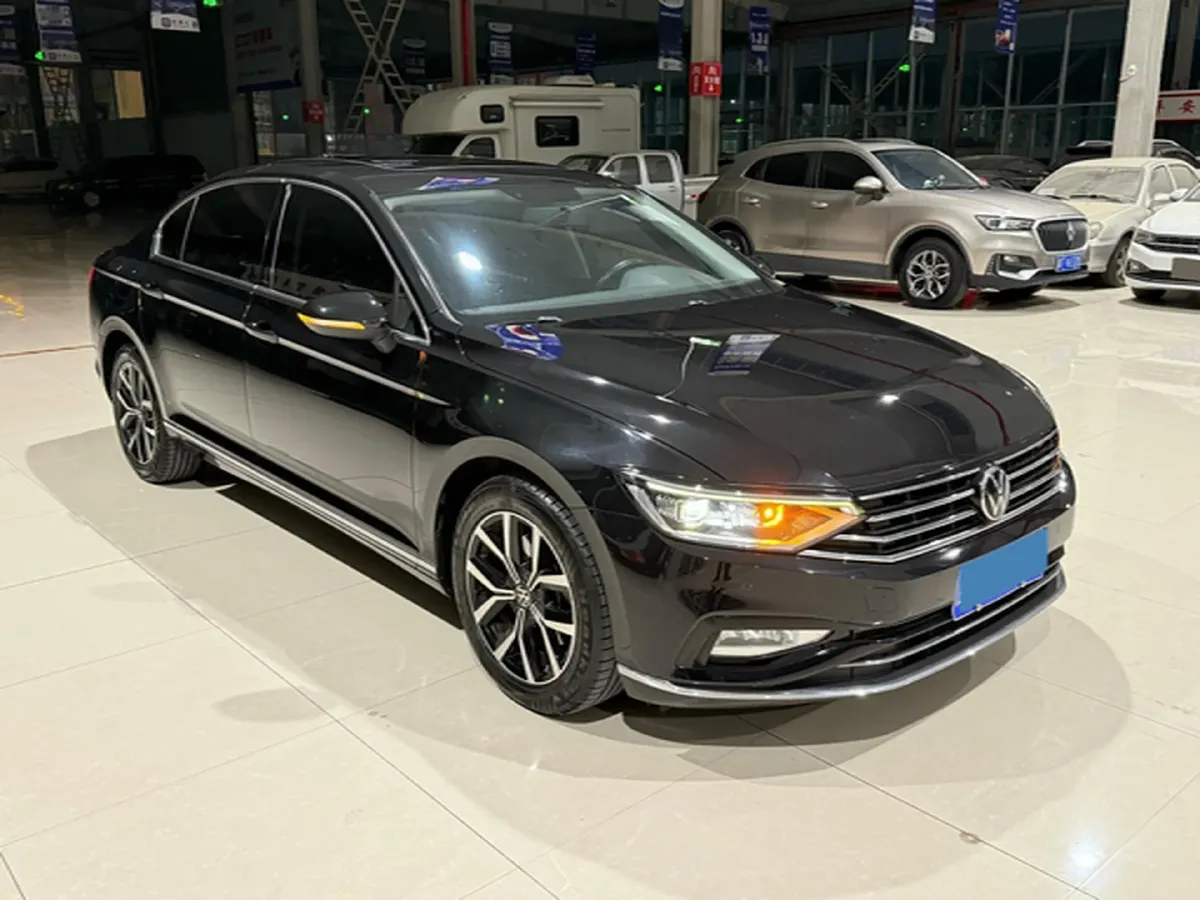 2020 Volkswagen Magotan 1.4T 150HP L4 7DCT,autocango,china used car exporter,china ev exporter,chinese used car exporter,chinese used ev exporter