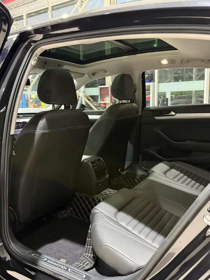 2020 Volkswagen Magotan 1.4T 150HP L4 7DCT,autocango,china used car exporter,china ev exporter,chinese used car exporter,chinese used ev exporter