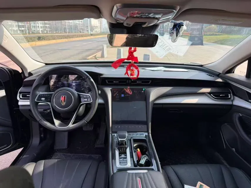 2024 HongQi H5 2.0T 224HP L4 8AT,autocango,china used car exporter,china ev exporter,chinese used car exporter,chinese used ev exporter