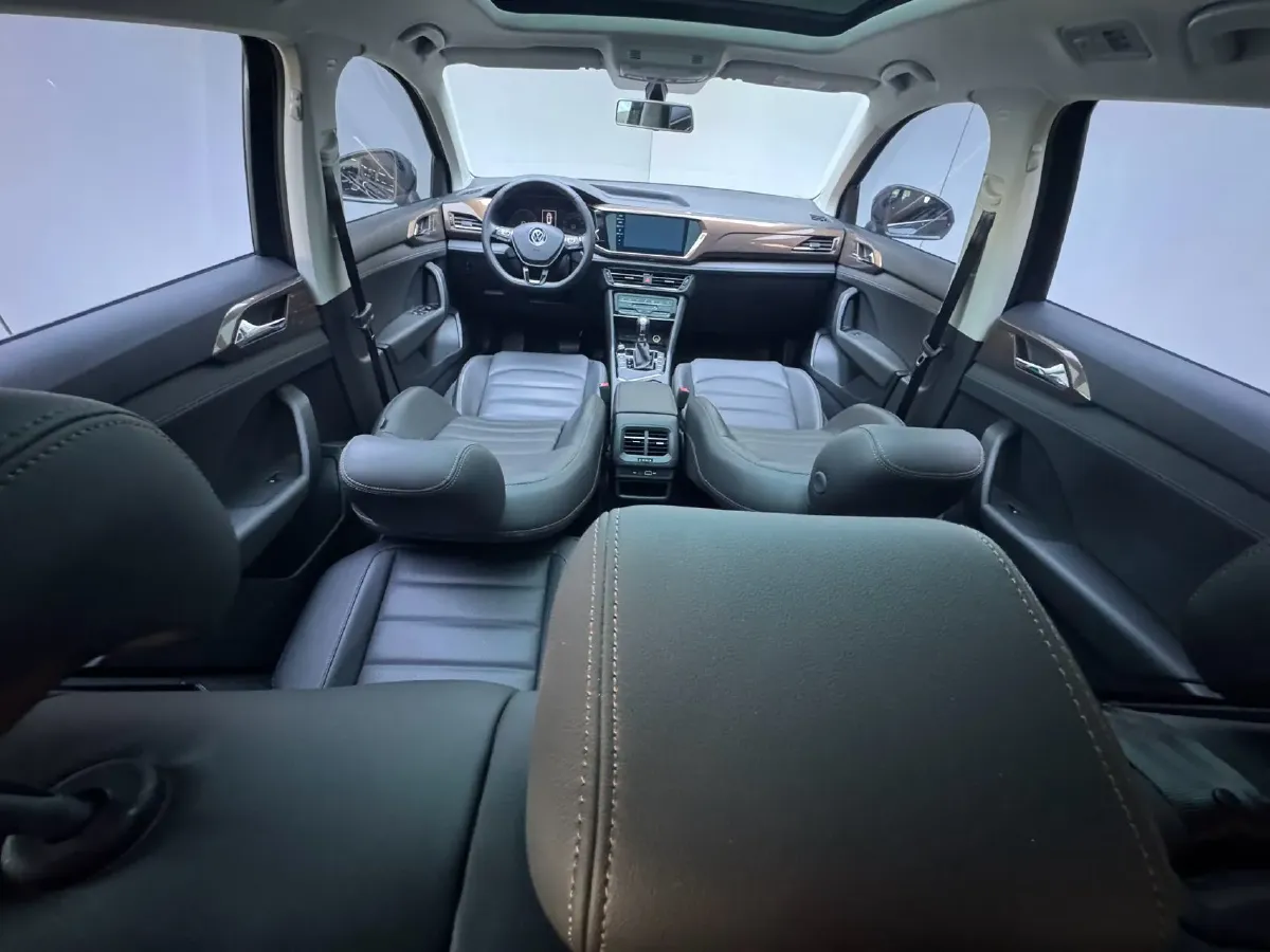 2021 Volkswagen Tharu 1.4T 150HP L4 7DCT,autocango,china used car exporter,china ev exporter,chinese used car exporter,chinese used ev exporter