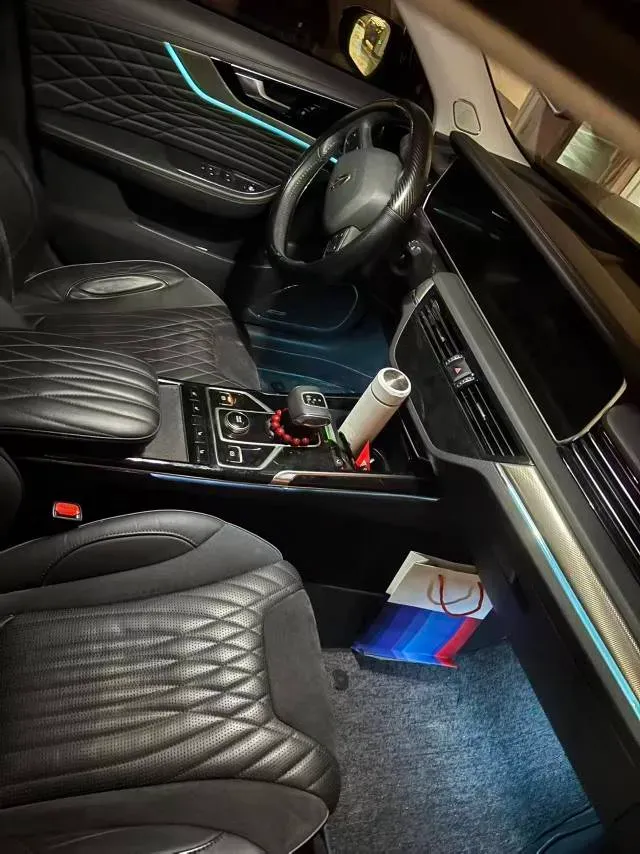 2022 HongQi HS5 2.0T 224HP L4 6AT,autocango,china used car exporter,china ev exporter,chinese used car exporter,chinese used ev exporter