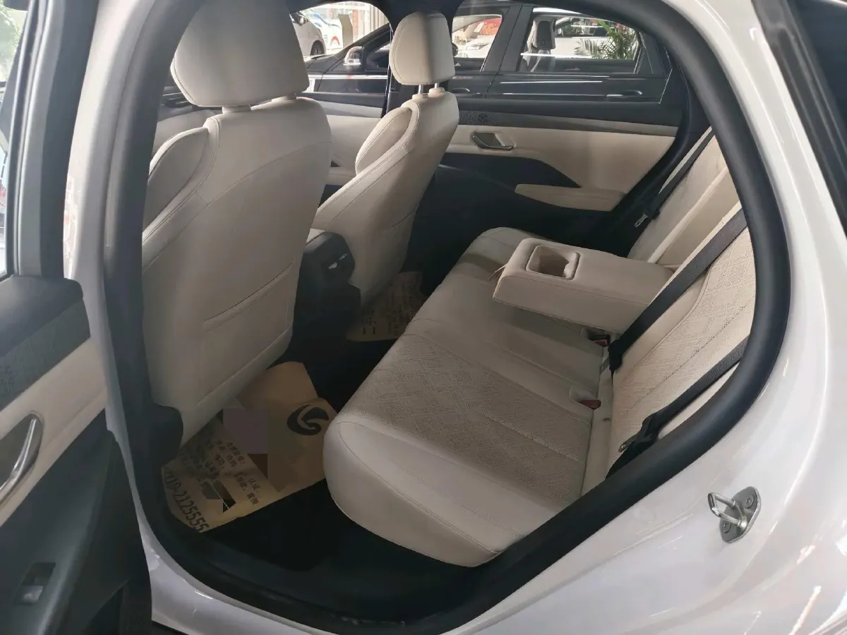 2025 BYD Qin Plus 1.5L 101HP L4 E-CVT PHEV 15.8KWH,autocango,china used car exporter,china ev exporter,chinese used car exporter,chinese used ev exporter