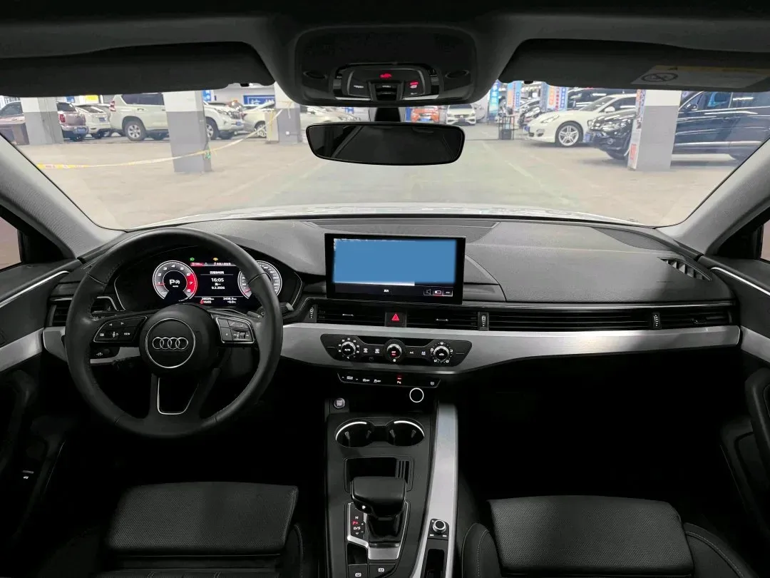 2020 Audi A4L 2.0T 190HP L4 7DCT,autocango,china used car exporter,china ev exporter,chinese used car exporter,chinese used ev exporter