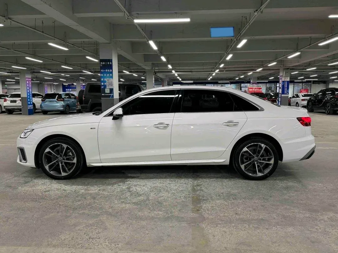 2020 Audi A4L 2.0T 190HP L4 7DCT,autocango,china used car exporter,china ev exporter,chinese used car exporter,chinese used ev exporter