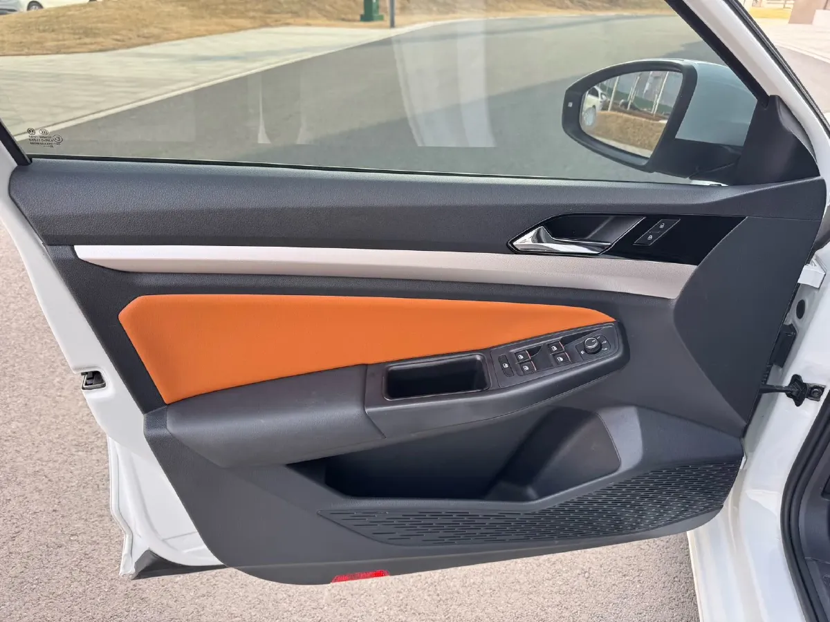 2023 Volkswagen Bora 1.2T 116HP L4 7DCT,autocango,china used car exporter,china ev exporter,chinese used car exporter,chinese used ev exporter