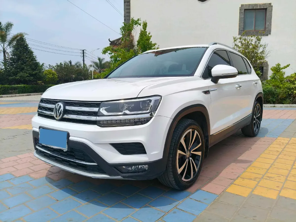 2020 Volkswagen Tharu 2.0T 186HP L4 7DCT,autocango,china used car exporter,china ev exporter,chinese used car exporter,chinese used ev exporter