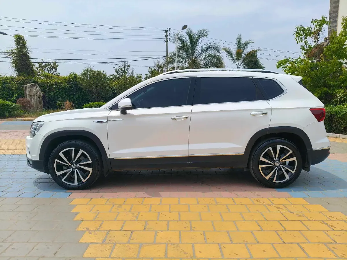 2020 Volkswagen Tharu 2.0T 186HP L4 7DCT,autocango,china used car exporter,china ev exporter,chinese used car exporter,chinese used ev exporter