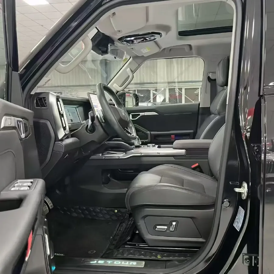 2023 Jetour Traveller 2.0T 254HP L4 7DCT,autocango,china used car exporter,china ev exporter,chinese used car exporter,chinese used ev exporter