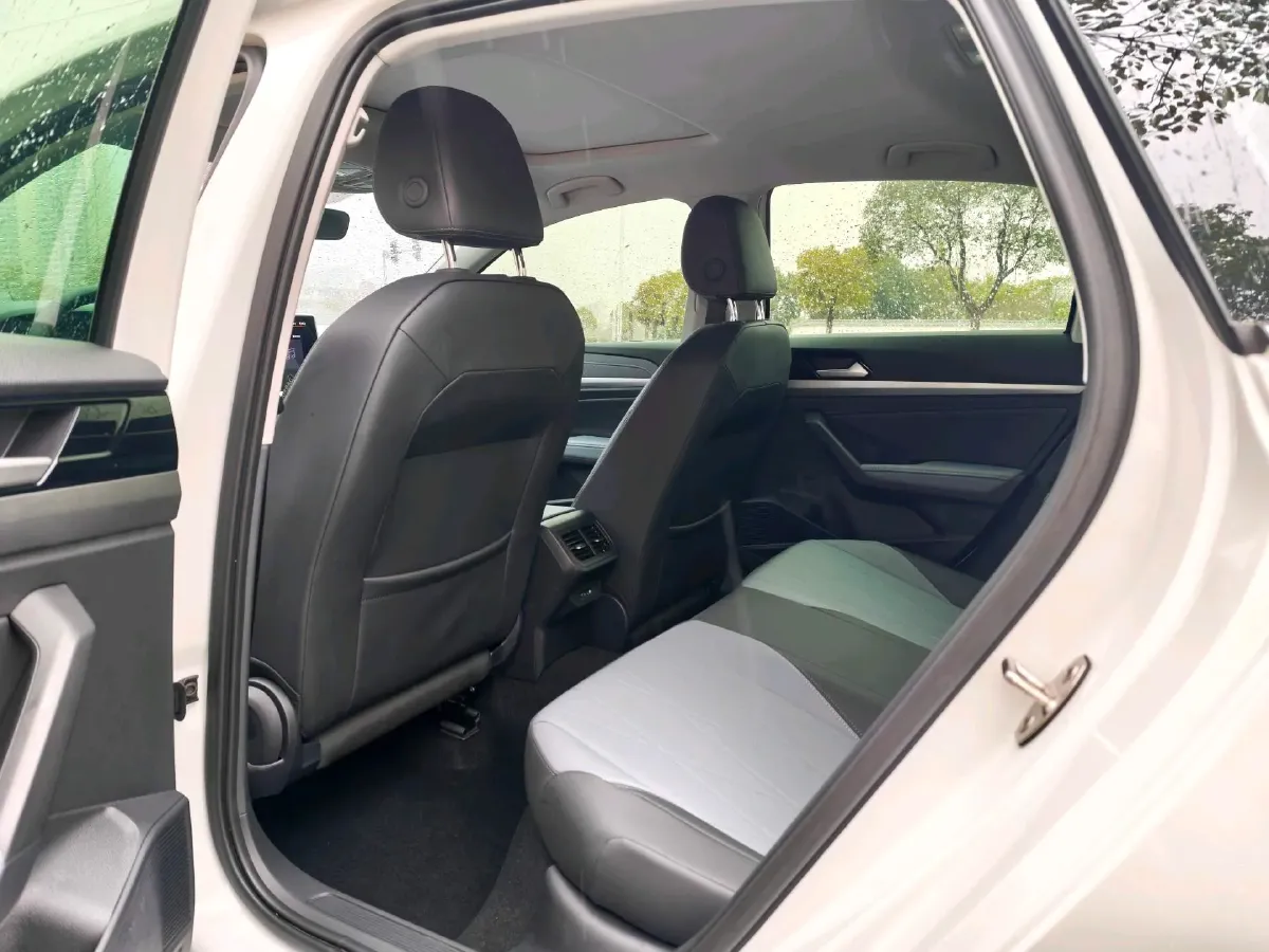 2024 Volkswagen Lavida 1.5L 110HP L4 6AT,autocango,china used car exporter,china ev exporter,chinese used car exporter,chinese used ev exporter