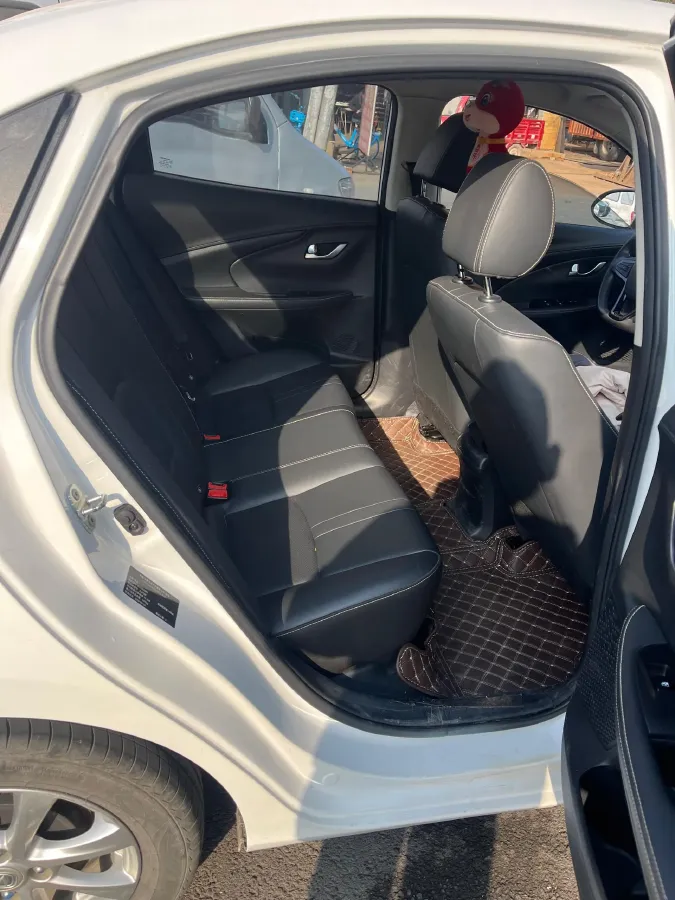 2019 ChangAn Alsvin 1.5L 107HP L4 5DCT,autocango,china used car exporter,china ev exporter,chinese used car exporter,chinese used ev exporter