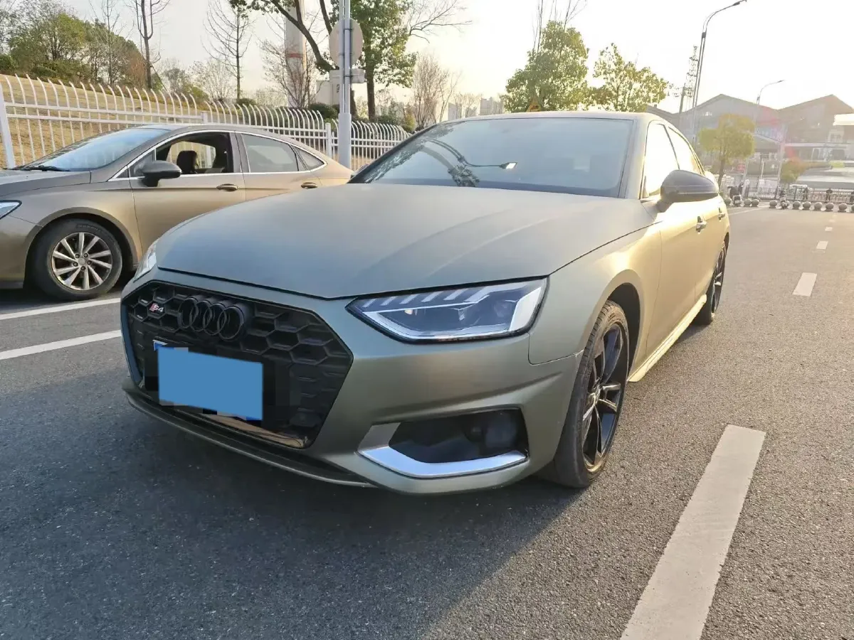2020 Audi A4L 2.0T 190HP L4 7DCT,autocango,china used car exporter,china ev exporter,chinese used car exporter,chinese used ev exporter