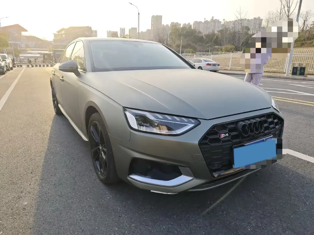 2020 Audi A4L 2.0T 190HP L4 7DCT,autocango,china used car exporter,china ev exporter,chinese used car exporter,chinese used ev exporter