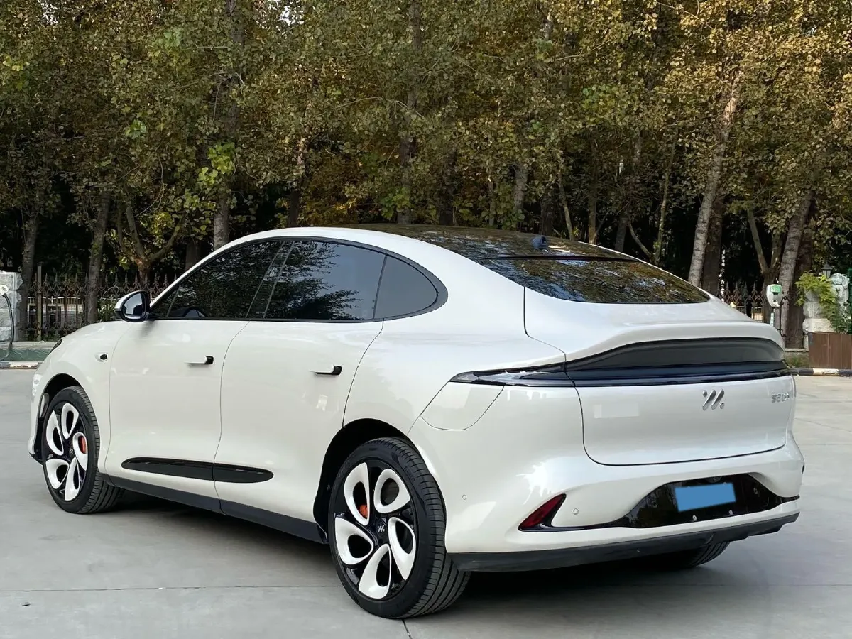 2023 IM LS6 BEV 71KWH,autocango,china used car exporter,china ev exporter,chinese used car exporter,chinese used ev exporter
