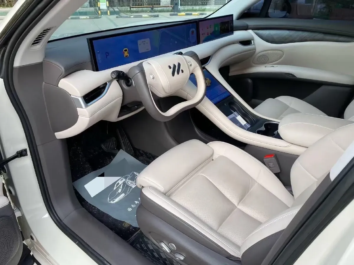 2023 IM LS6 BEV 71KWH,autocango,china used car exporter,china ev exporter,chinese used car exporter,chinese used ev exporter