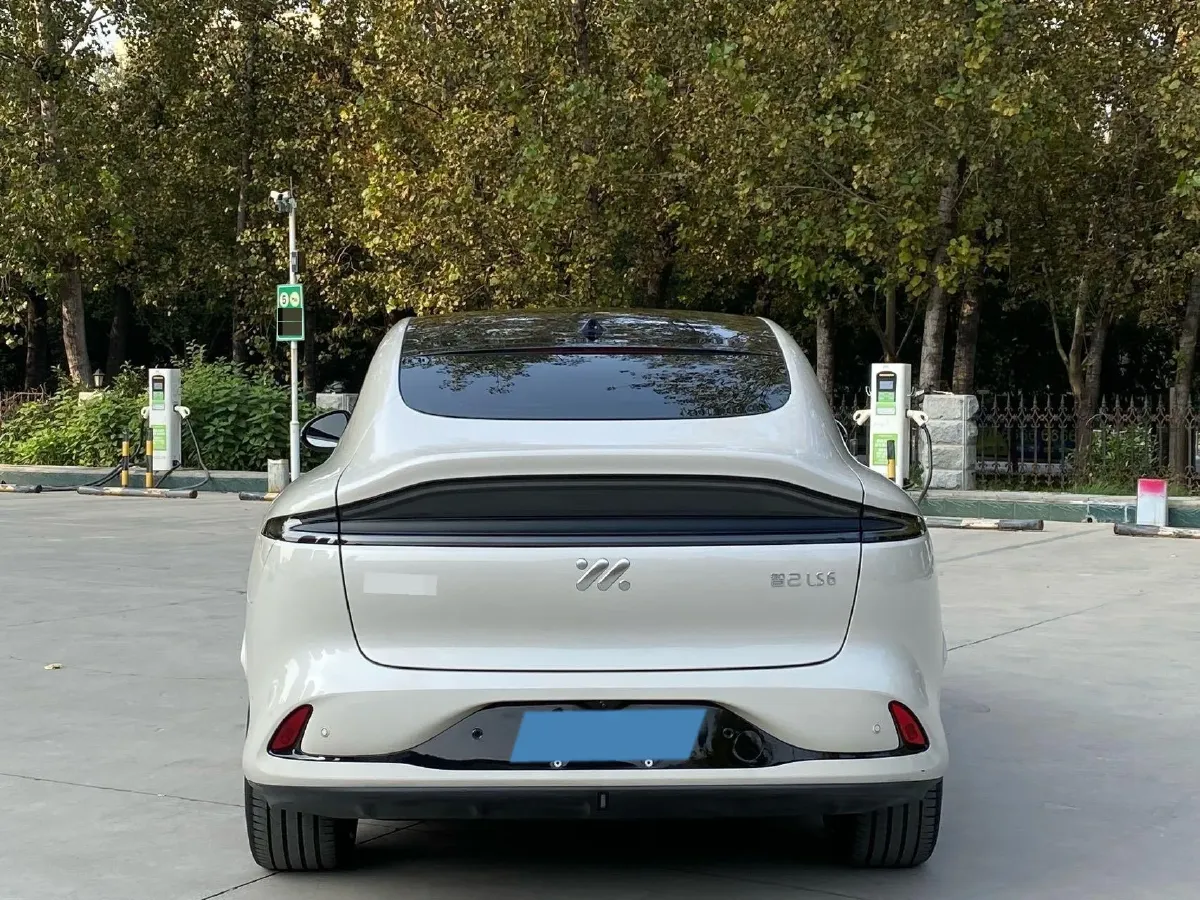 2023 IM LS6 BEV 71KWH,autocango,china used car exporter,china ev exporter,chinese used car exporter,chinese used ev exporter